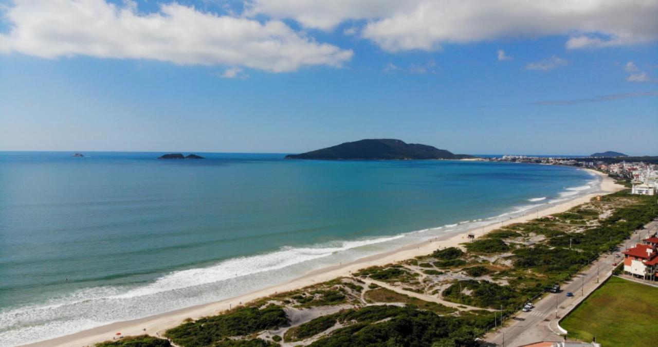 Villa Giardino: Beachfront Condo with Pool and Sports Facilities Florianopolis Exterior photo