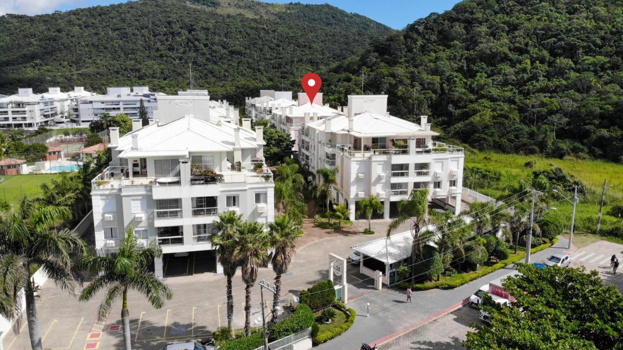 Villa Giardino: Beachfront Condo with Pool and Sports Facilities Florianopolis Exterior photo
