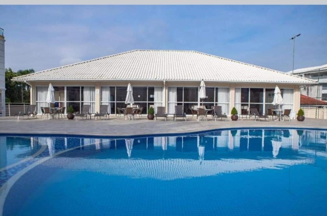 Villa Giardino: Beachfront Condo with Pool and Sports Facilities Florianopolis Exterior photo