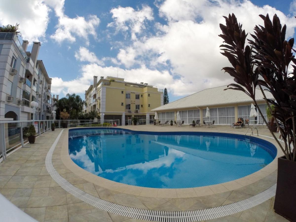 Villa Giardino: Beachfront Condo with Pool and Sports Facilities Florianopolis Exterior photo