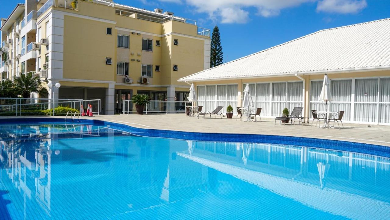 Villa Giardino: Beachfront Condo with Pool and Sports Facilities Florianopolis Exterior photo