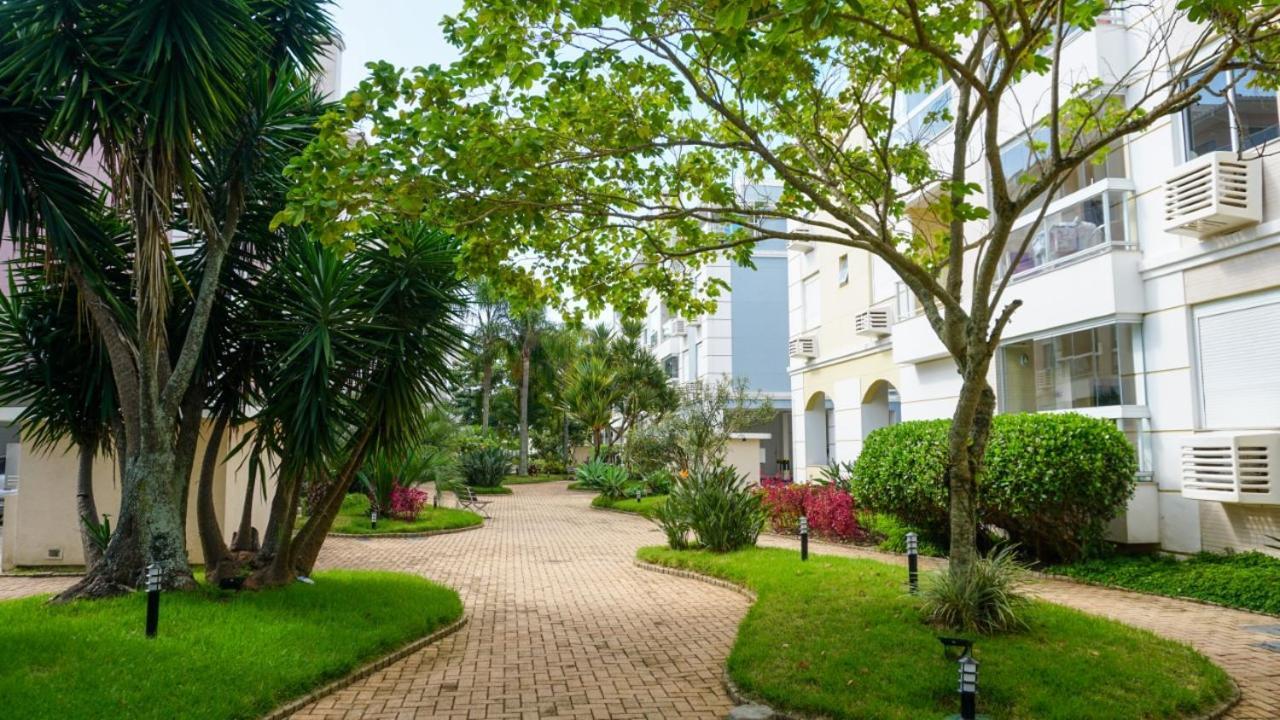 Villa Giardino: Beachfront Condo with Pool and Sports Facilities Florianopolis Exterior photo