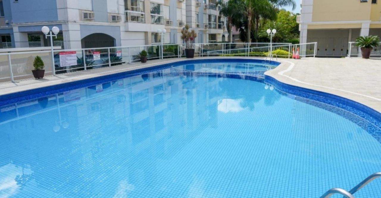 Villa Giardino: Beachfront Condo with Pool and Sports Facilities Florianopolis Exterior photo